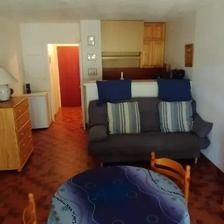 Coquet Avec Piscine à 200m De La Appartement Bandol