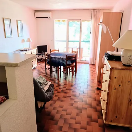 Appartement Coquet Avec Piscine à 200m De La